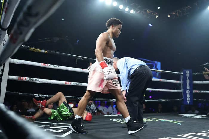 A 20-year-old American scored a first-round KO and continues his trajectory as one of boxing's emerging stars