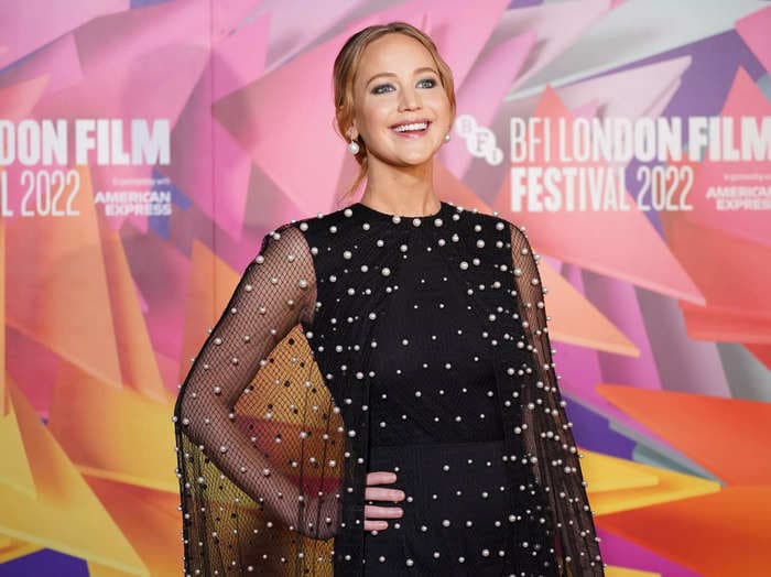 Jennifer Lawrence says Adele warned her to pass on 'Passengers': 'I should have listened to her'