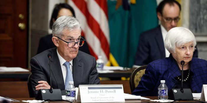 The Fed's last interest rate hike will be in December as it faces political pressure due to a weakening economy