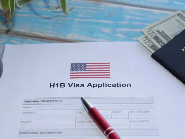 US risks losing skilled professional H-1B visa holders to Canada