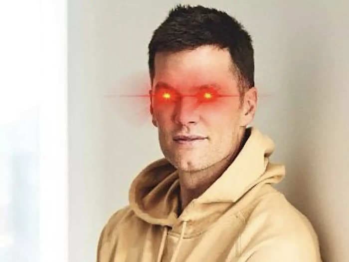 Star quarterback and FTX investor Tom Brady just changed his Twitter profile photo from the Bitcoin laser eyes meme, signaling the end of an era for crypto