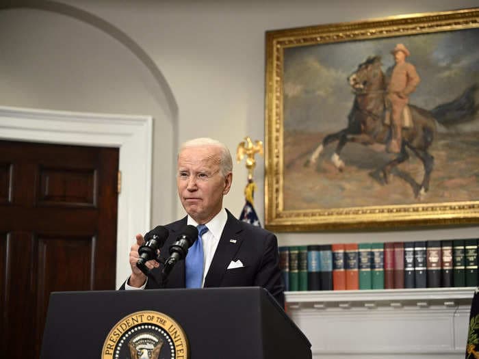 Biden's Education Department says it's 'examining' extending the student-loan payment pause to remedy the 'significant confusion' among borrowers after federal courts blocked debt relief