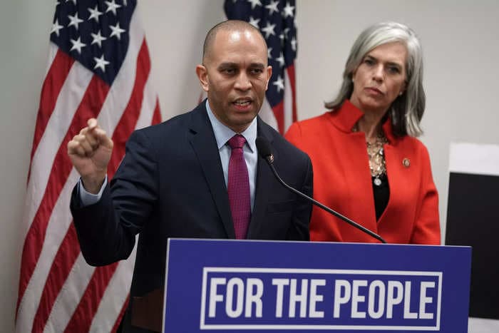 New Democratic House leaders are 31 years younger on average, featuring Hakeem Jeffries, Katherine Clark, and Pete Aguilar