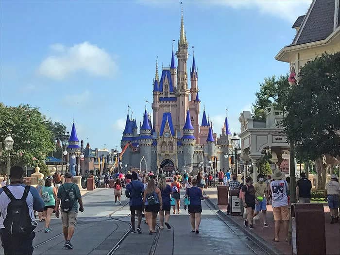 Here's what Bob Iger's return as Disney CEO means for the company's theme parks