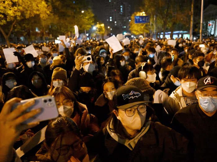 China doubles down on its 'zero COVID' rules while protests in major cities grow