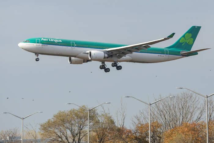 An airline told 2 teenagers they had to fly from Ireland to Florida without their parents after it overbooked a flight, reports say