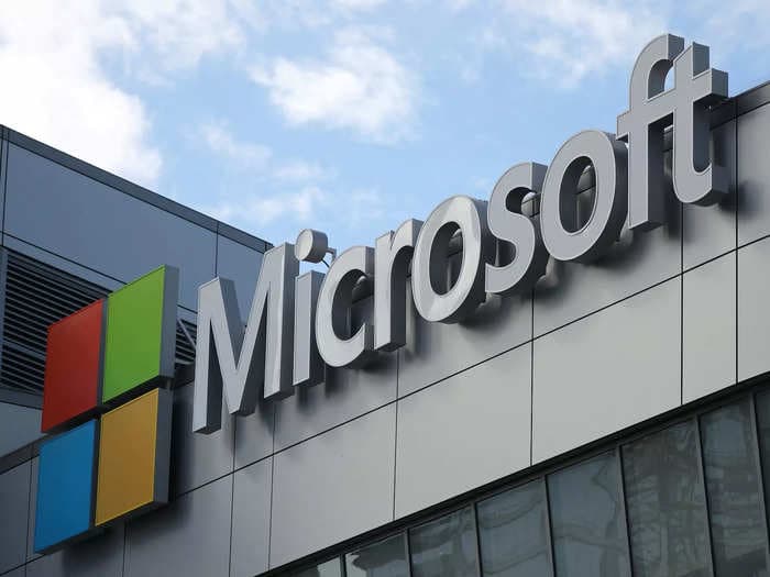 Microsoft to buy a 4% stake in the London Stock Exchange Group under a deal to upgrade the FTSE owner's platform to its cloud