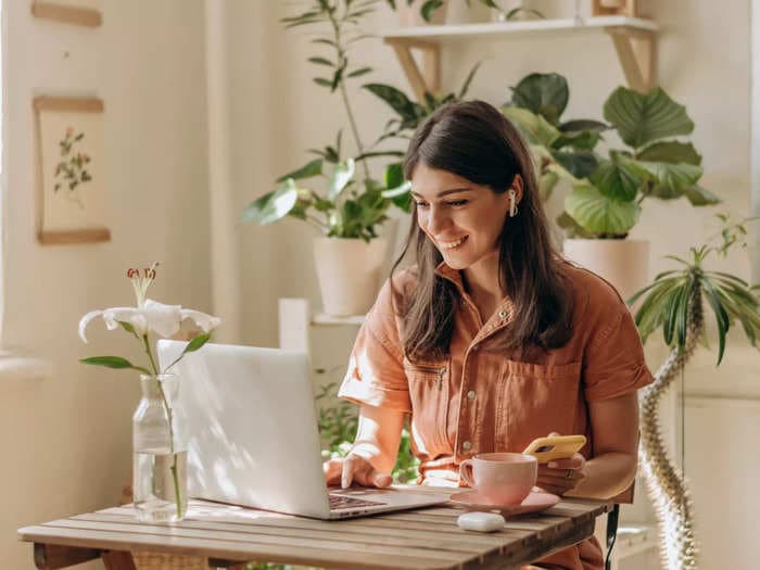 Nearly half of all Gen Z and millennial workers did freelance work this year as the Great Resignation continued, inflation remained sky high, and people wanted work flexibility