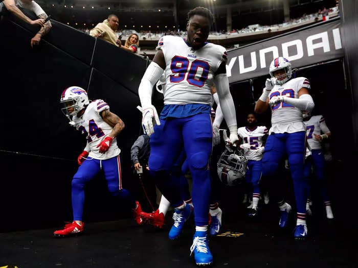 The Buffalo Bills say they never asked for a police escort to get around a blizzard driving ban