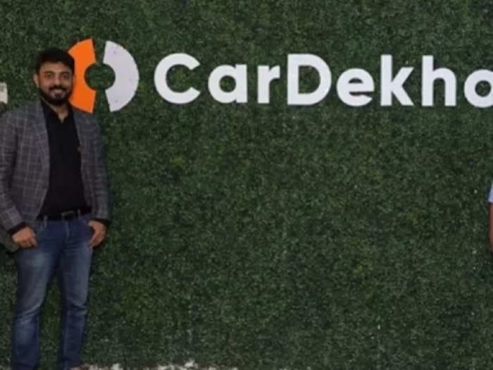 CarDekho logs ₹1,600 cr in revenue in FY22, narrows losses by 28%