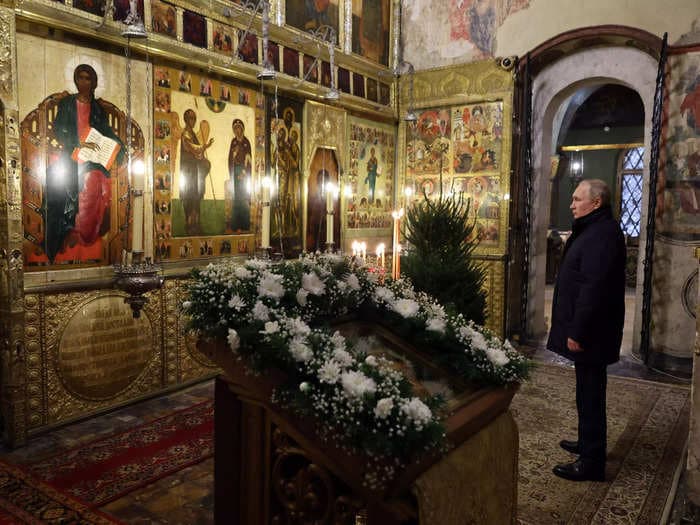 Putin appeared completely alone at an Orthodox Christmas Eve service in Kremlin cathedral