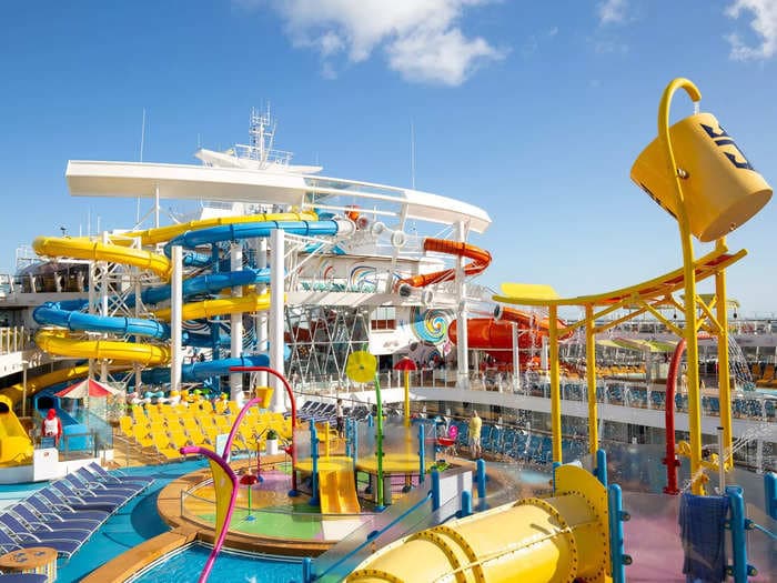 I sailed on the world's largest cruise ship &mdash;  Royal Caribbean's 9,300-person Wonder of the Seas &mdash; and it's my new favorite