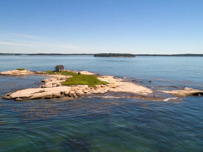 A New Jersey woman bought a rustic private island in Maine not fit for 'man or beast' in winter, and Stephen King says it's worthy of a novel