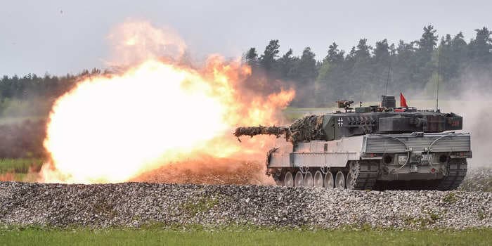 Here's the big deal with the German-made Leopard tanks and why Ukraine desperately wants them