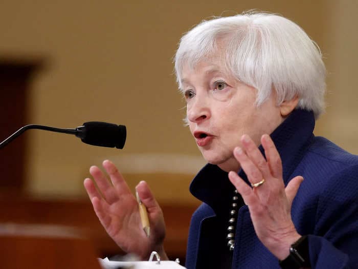 Janet Yellen says 'it's not a given that the Fed would' accept a $1 trillion platinum coin to save the US from economic catastrophe