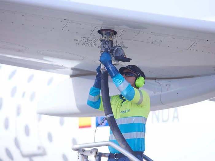 Aviation's best bet for cutting emissions is a new kind of fuel &mdash; but there's nowhere near enough of it