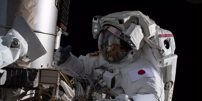 Video: Watch 2 astronauts spacewalk today to prep solar arrays that will boost the space station's power supply