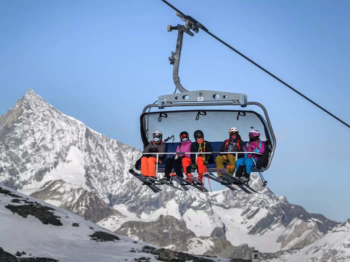 American cacti are rapidly colonizing the slopes of the Swiss Alps as snow disappears, says report