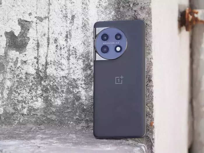 OnePlus 11 India price, launch offers, specs and everything you need to know