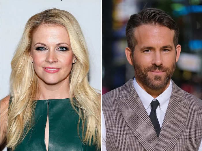 Melissa Joan Hart says she and Ryan Reynolds had a 'little thing' while shooting 'Sabrina' movie in the 1990s