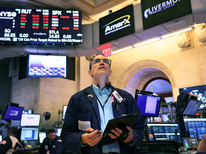 US stocks rally as traders digest comments from Fed officials on coming rate hikes