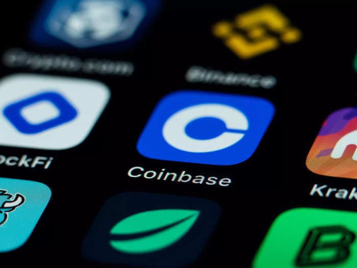 Coinbase, Gemini and other big crypto names have rushed to ditch Silvergate after the bank warned of building troubles