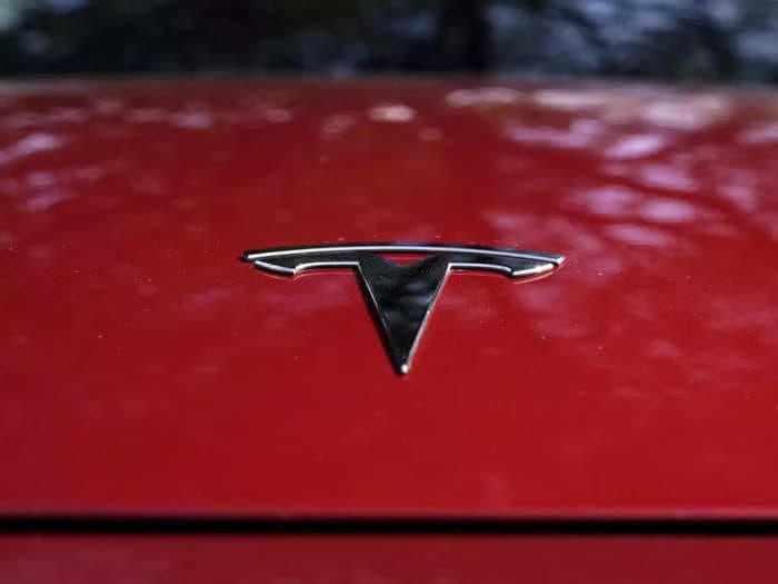 Elon Musk-run Tesla faces probe as reports of steering wheels falling off while driving, emerge