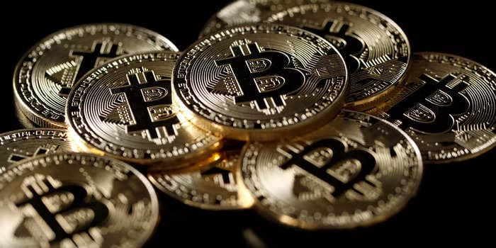 Bitcoin plunges under $20,000 to its lowest point in 2 months as Silvergate blow-up and bank fears rattle risk assets