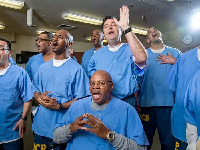 This photographer shot prison arts programs in California for 15 years and his powerful photos capture hope and humanity