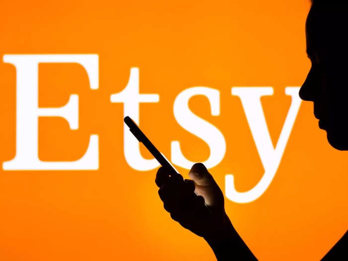 Etsy told sellers that payments will be delayed because it was using Silicon Valley Bank