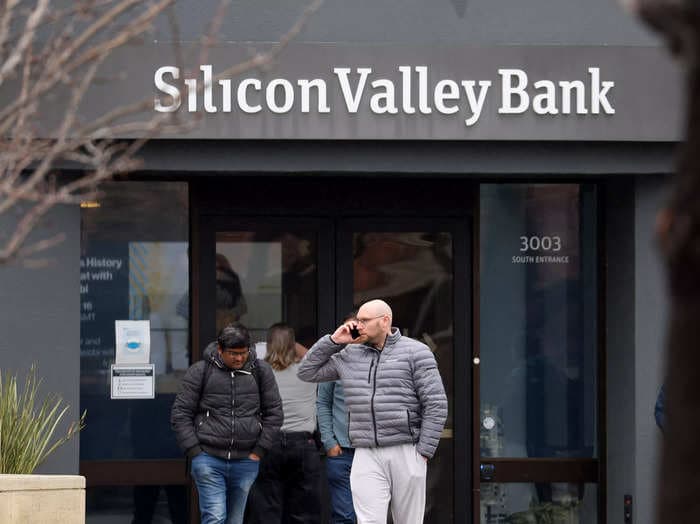 A Silicon Valley Bank VP, whose grandmother and aunt also worked at the bank, said he's 'heartbroken' for startups affected by its implosion