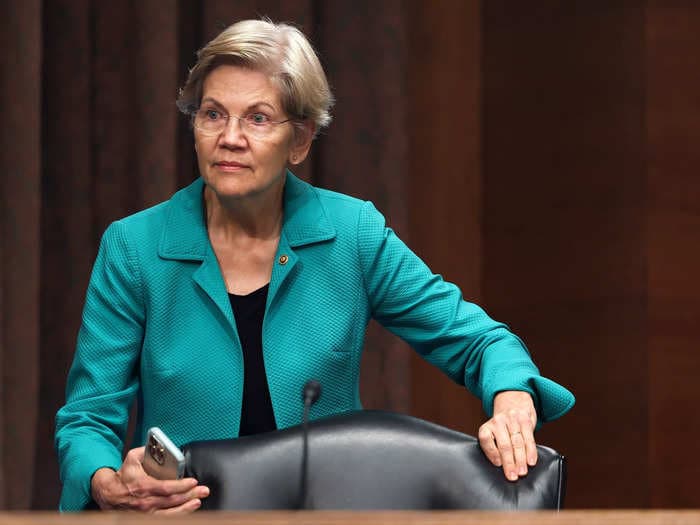 Elizabeth Warren criticizes 'overnight' bailout of SVB customers while leaving 'millions of student loan borrowers in limbo'