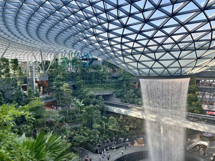 The 20 best airports in the world according to passengers