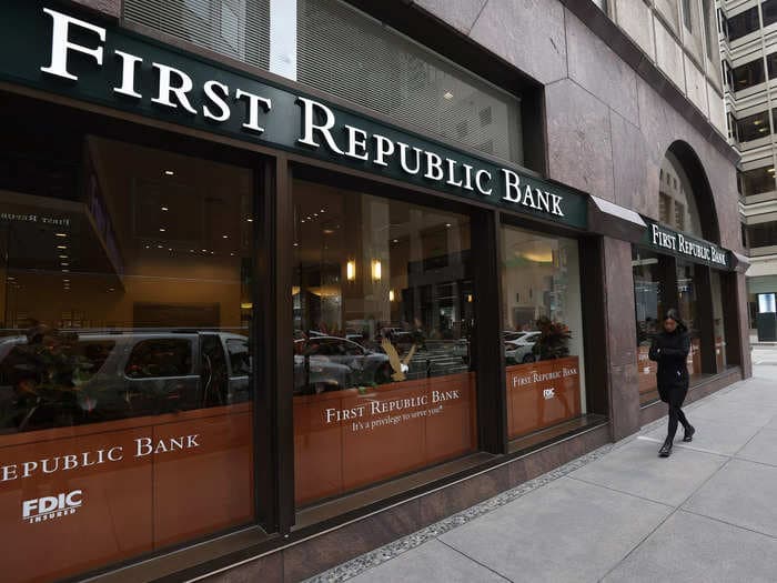 First Republic shares crater 50% as banks discuss fresh capital raise after $30 billion rescue