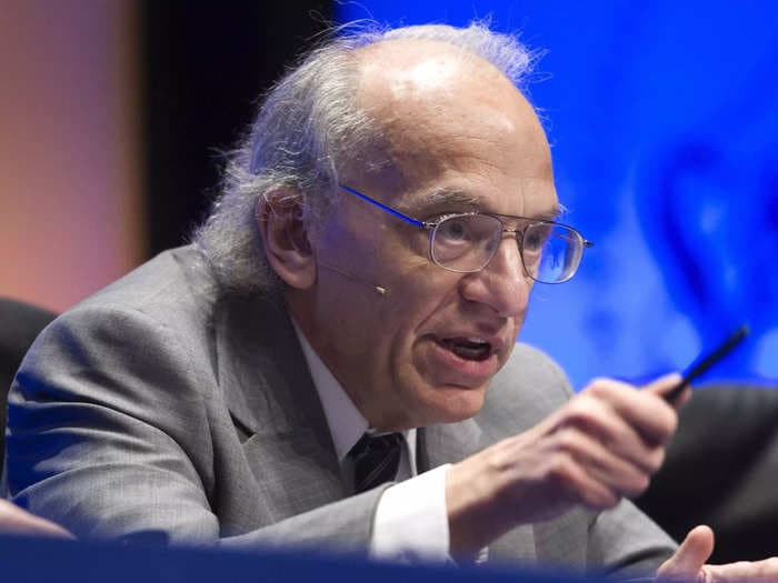 Jeremy Siegel says bitcoin's rush higher will fizzle out once people trust banks again