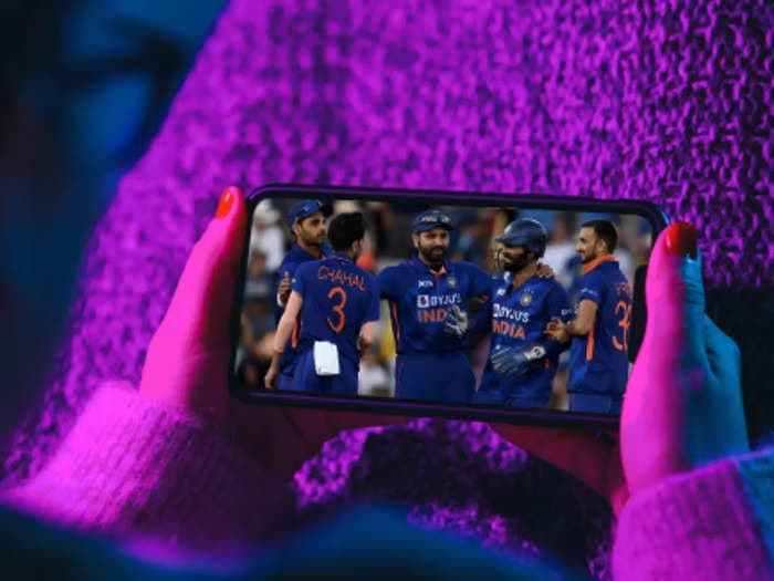 IPL 2023: Jio introduces new cricket plans providing 3GB data per day