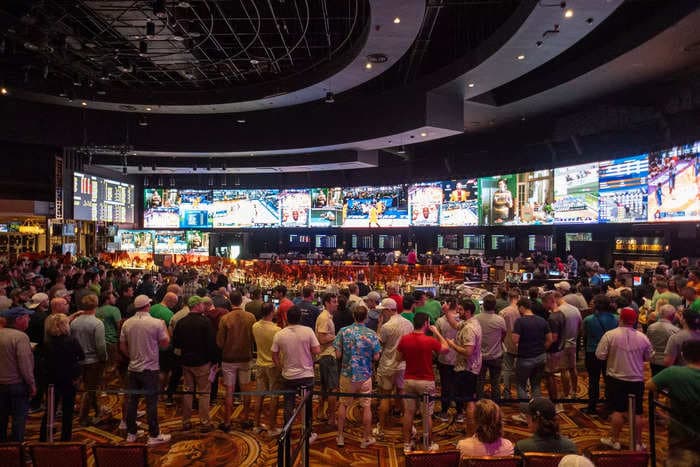 Inside the transformation at one of the big Vegas sportsbooks as casinos up and down the strip prepared for March Madness