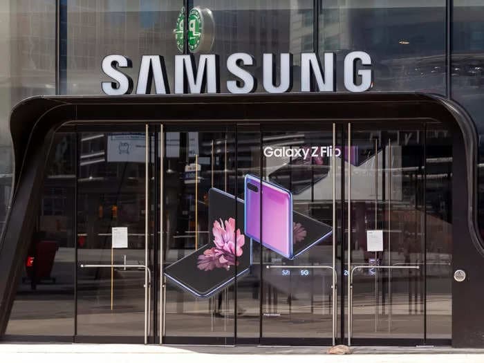 Samsung plans 15 premium experience stores across 9 cities by December