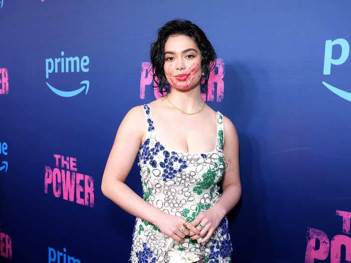 Auli'i Cravalho made a powerful red carpet statement to bring attention to the epidemic of missing and murdered Indigenous women: 'I felt a responsibility.'