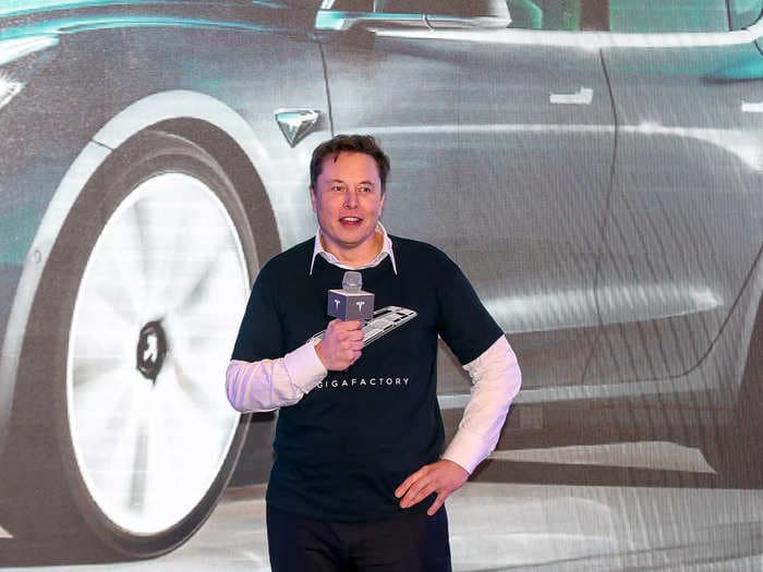 Elon Musk reveals plans for a new factory making Megapacks on Shanghai visit, while Apple mulls 'decoupling' from China