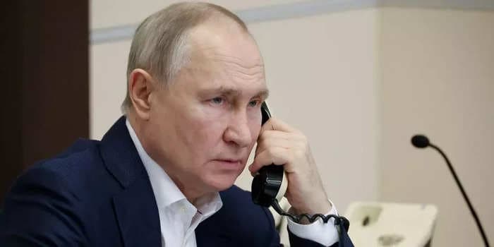 Russia's economic stats are 'pure invention from Putin's imagination,' and its economy is actually imploding, Yale researchers say