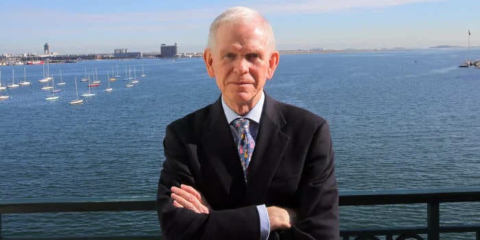 The S&P 500 will tank 27% at least, a recession will hit, and more financial disasters will happen, elite investor Jeremy Grantham says