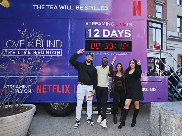 Netflix's 'Love Is Blind' live reunion was delayed by 75 minutes — and the internet had thoughts. Here are the best reactions and memes.