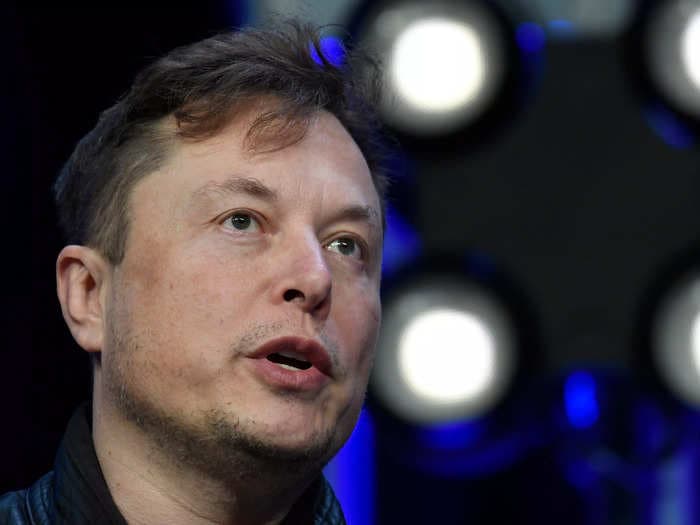 Elon Musk says he's planning to create a 'maximum truth-seeking AI' that he likes to call 'TruthGPT'