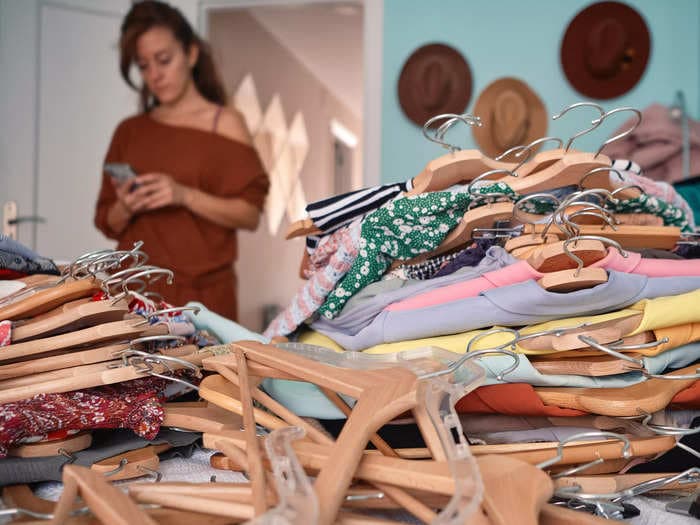 I'm a professional declutterer. Here are 5 tips for reducing the amount of stuff you own.