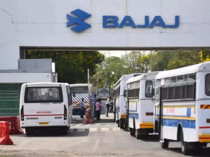 Bajaj Auto Q4 net profit falls 2% YoY to ₹1,433 crore