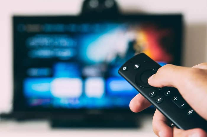 Digital subscription revenue swells at the cost of TV subscriptions in 2022