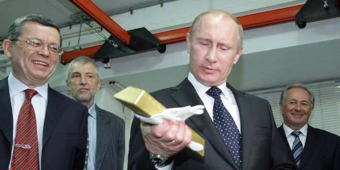 Russian gold is now flooding the UAE, Turkey and Hong Kong after facing sanctions in the West