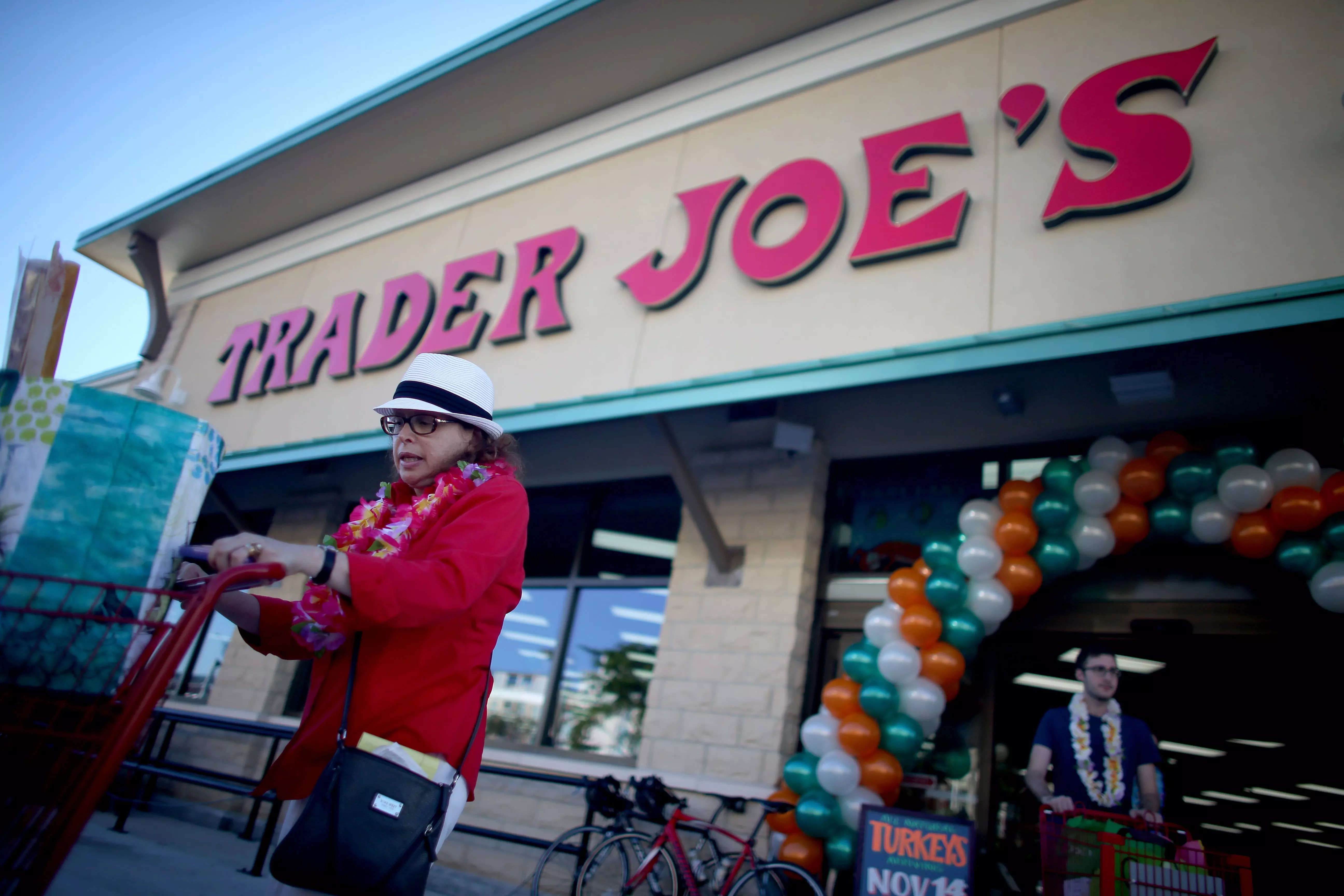 Trader Joe s reveals why it still refuses to offer grocery pickup