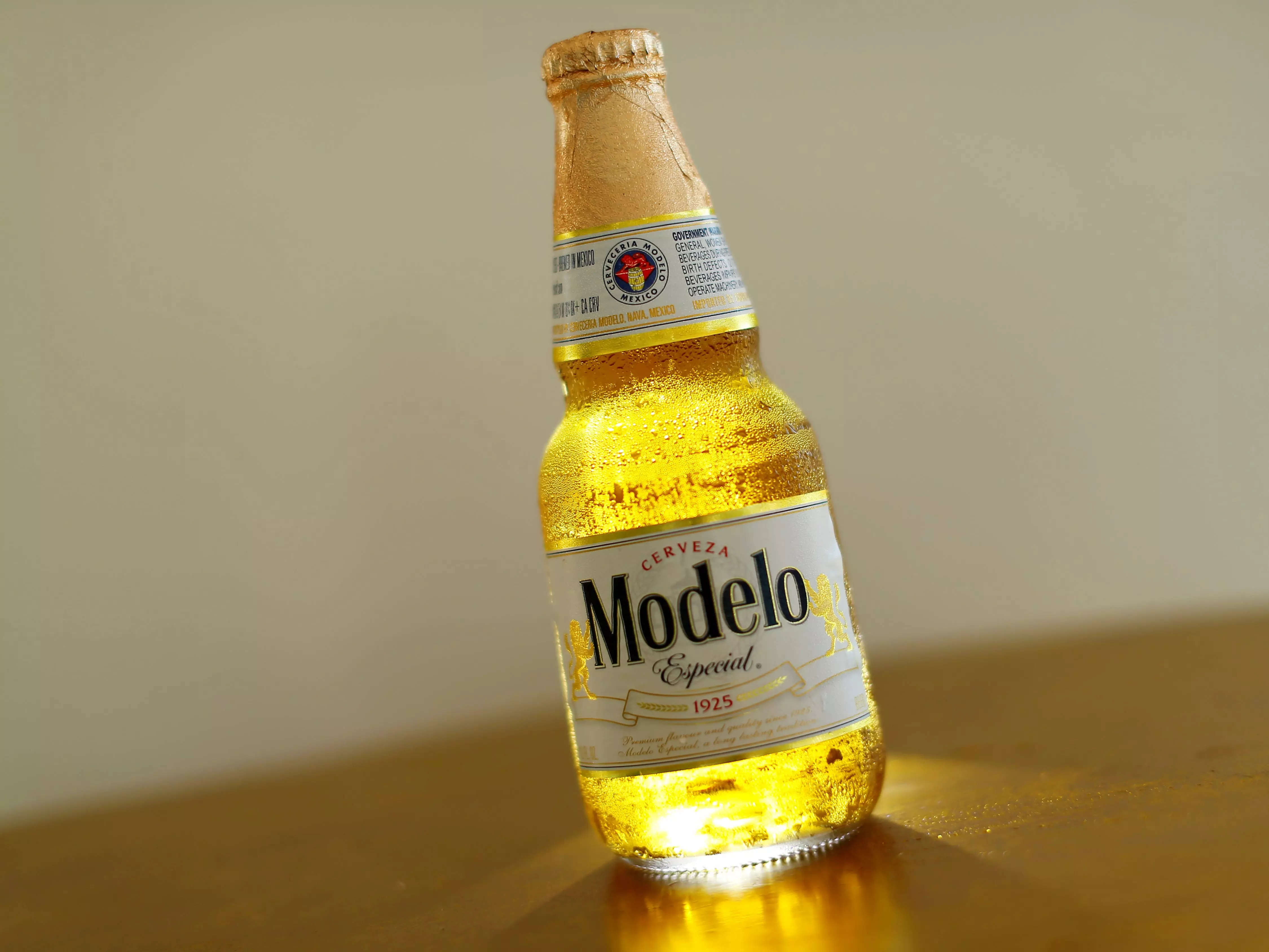 Bud Light Lost Its Sales Crown To Modelo Especial Amid Right-wing ...